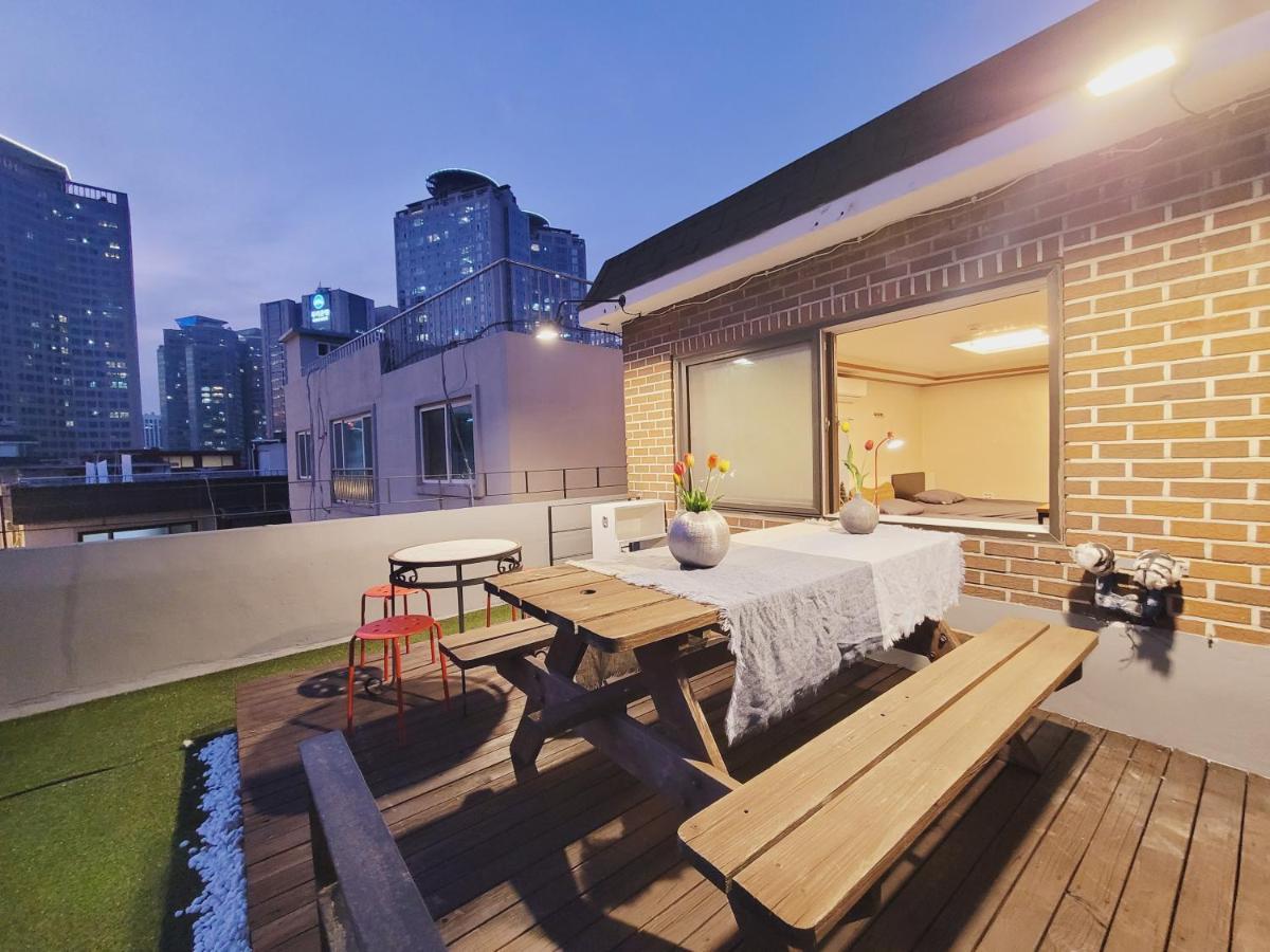 Olive Hostel Myeongdong Seúl Exterior foto