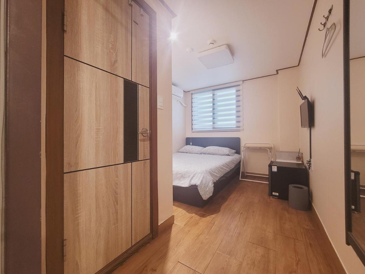 Olive Hostel Myeongdong Seúl Exterior foto